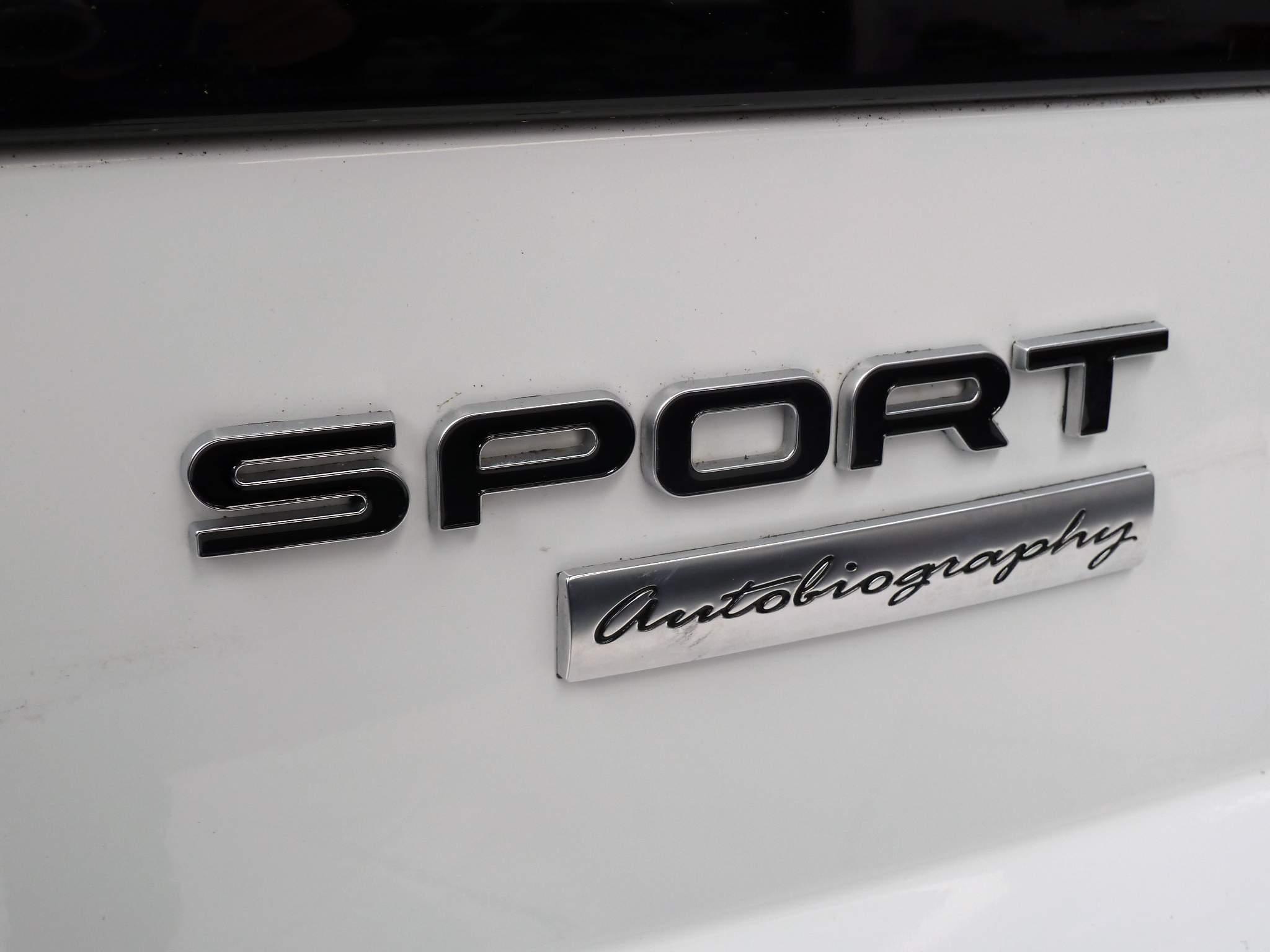 Land Rover Range Rover Sport 3.0 SD V6 HSE Dynamic   <br/><br/>AUTOBIOGRAPHY DESIGN PACKAGE