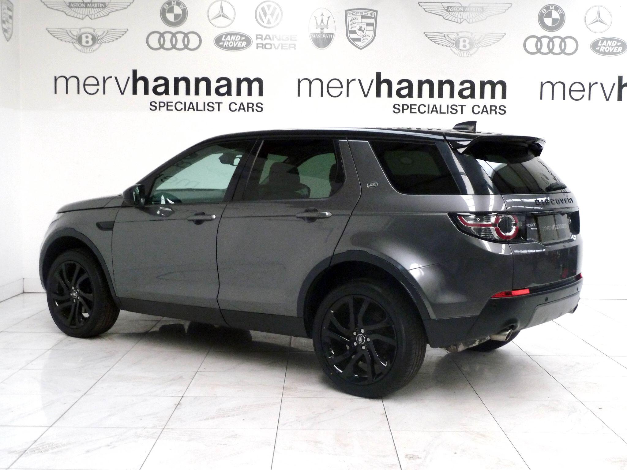 Land Rover Discovery Sport 2.0 TD4 HSE Black   <br/><br/>BLACK EXTERIOR PACK + PAN ROOF
