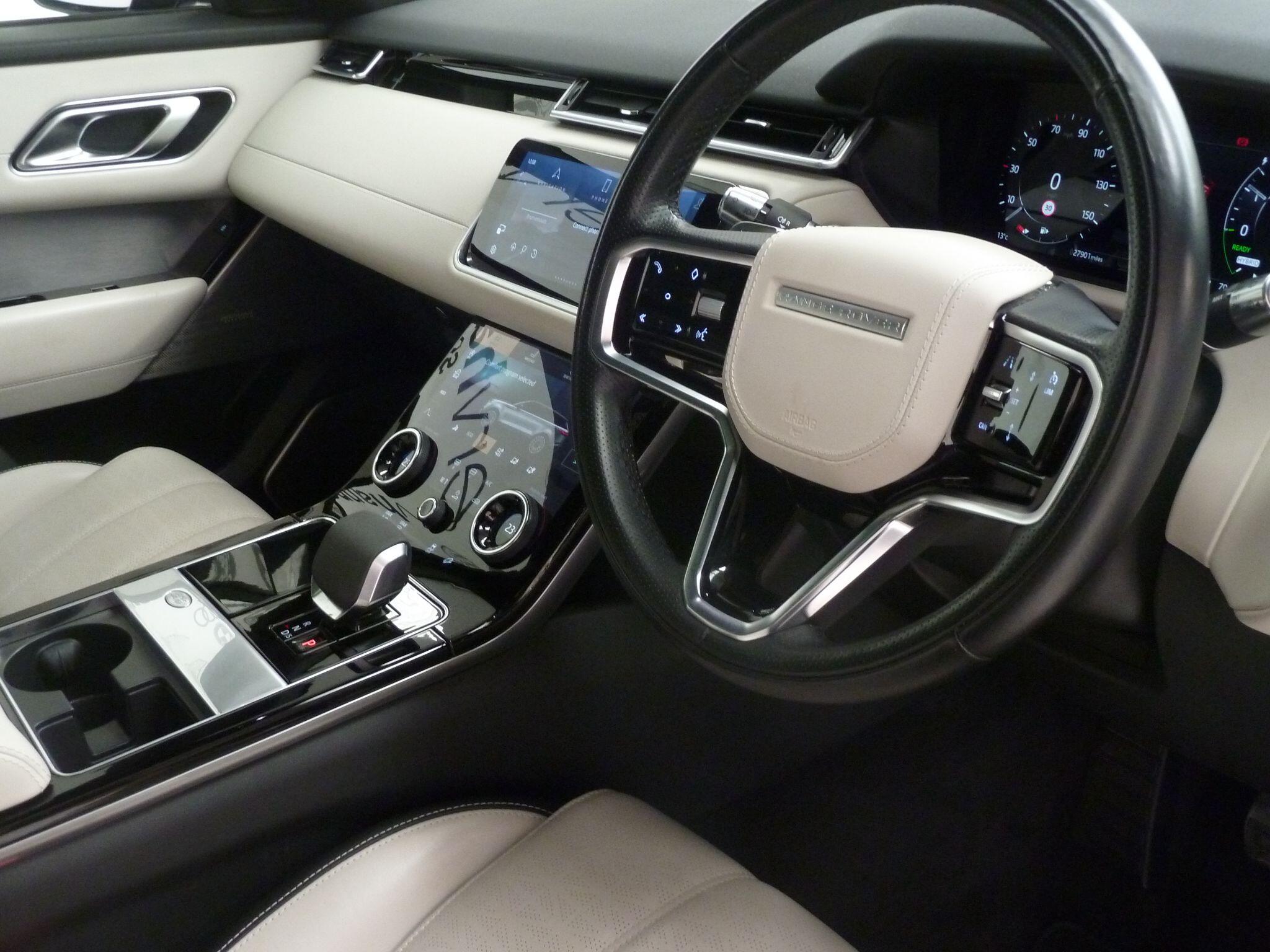 Land Rover Range Rover Velar 2.0 P400e 17.1kWh R-Dynamic HSE   <br/><br/>SLIDING PAN ROOF + BLACK PACK